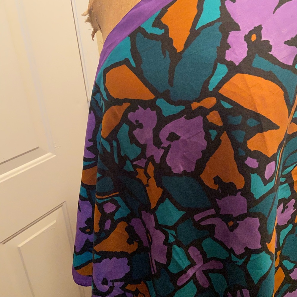 Scarves - Picture 3 of 4